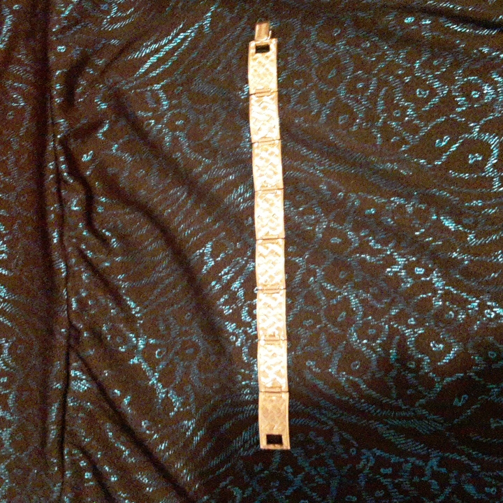 Anson Bracelet Gold Tone.